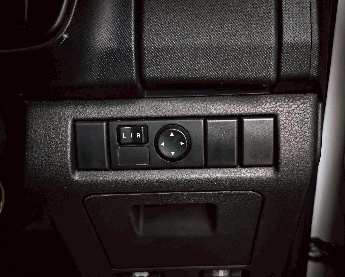 Isuzu D-MAX ALL NEW BLUE POWER SPACECAB 2.5 VGS Z SPEED X-SERIES - ภาพย่อที่ 11