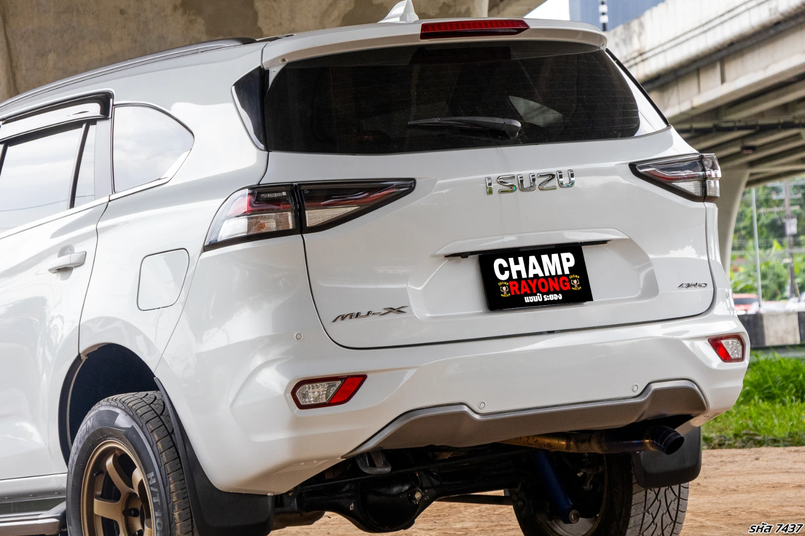 Isuzu MU-X 3.0 ULTIMATE 4WD - ภาพย่อที่ 11