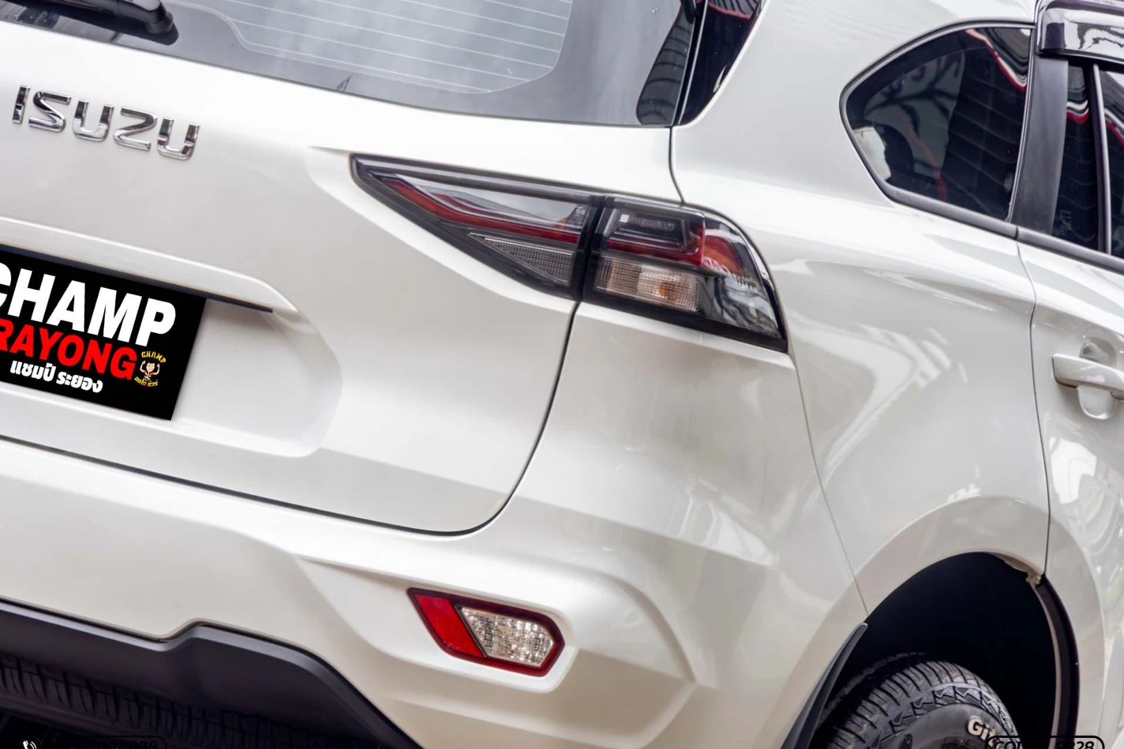 Isuzu MU-X 1.9 ACTIVE 2WD (MY22) - ภาพย่อที่ 11