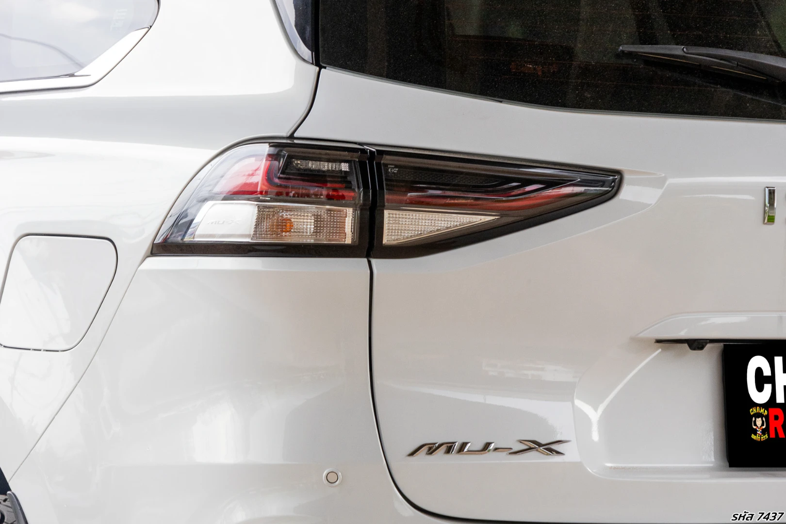 Isuzu MU-X 3.0 ULTIMATE 4WD - ภาพย่อที่ 12