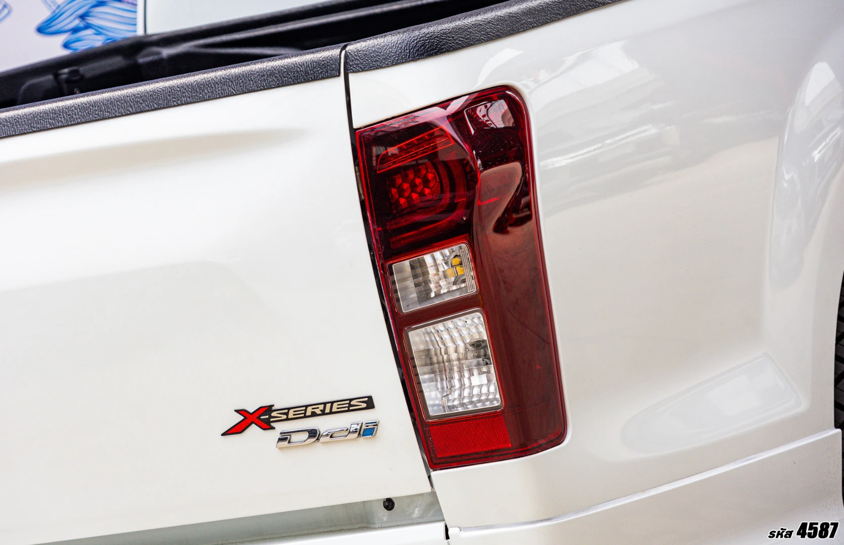 Isuzu D-MAX ALL NEW BLUE POWER SPACECAB 1.9 DDI Z SPEED X-SERIES (MNC) - ภาพย่อที่ 11