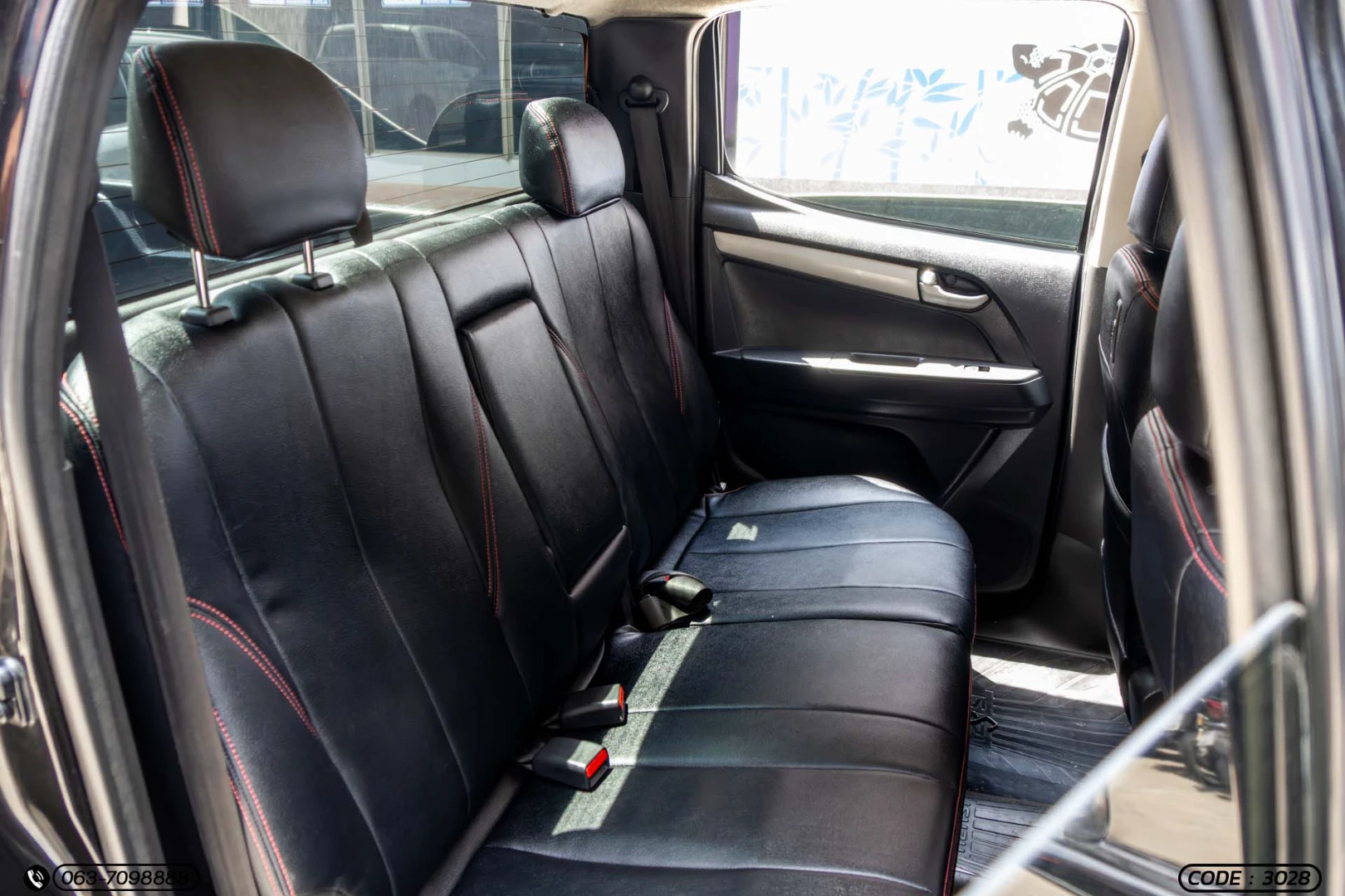 Isuzu D-MAX ALL NEW CAB-4 HI-LANDER 3.0 VGS Z-PRESTIGE NAVI (SUPER DAYLIGH) - ภาพย่อที่ 14