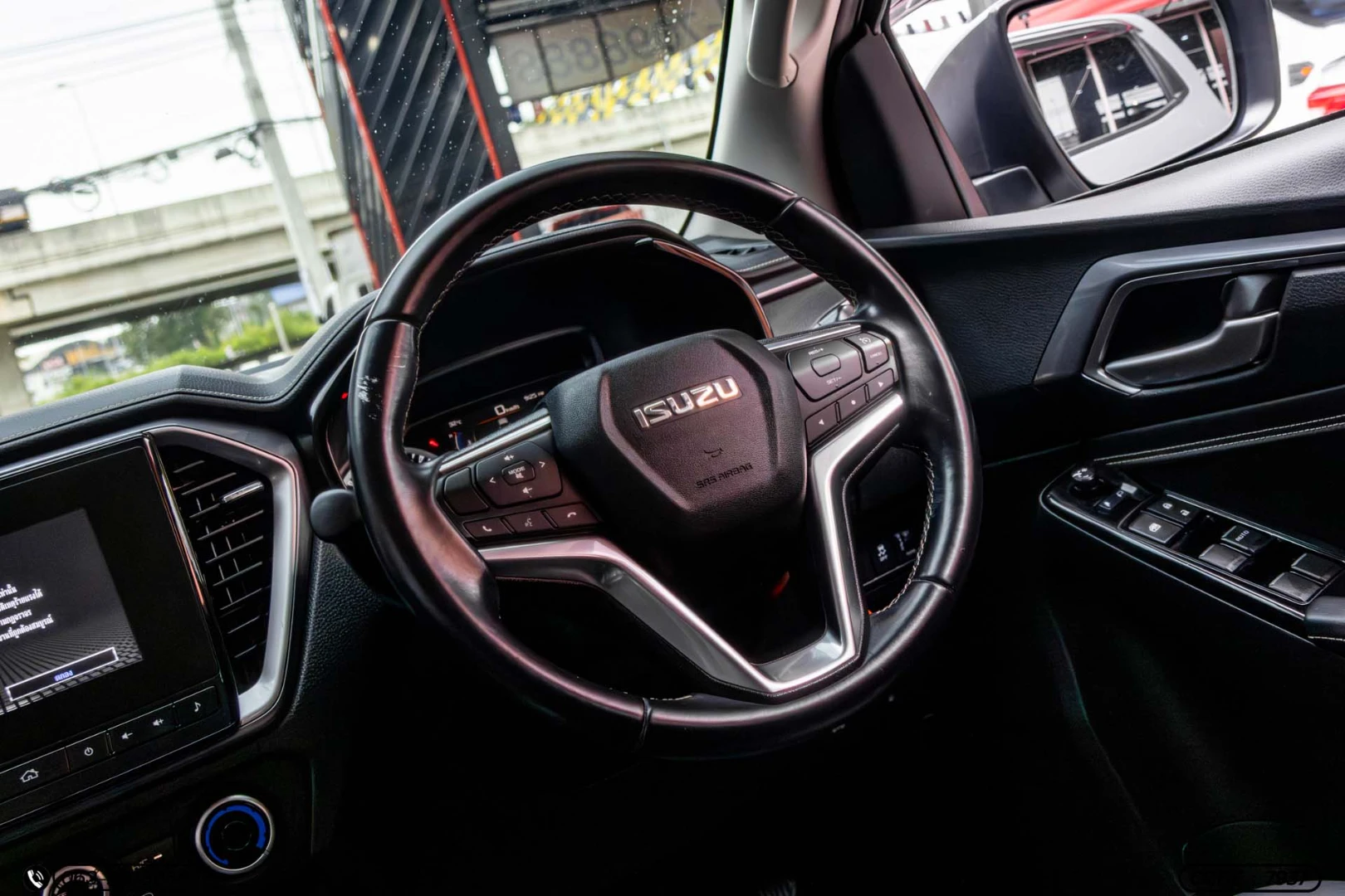 Isuzu D-MAX ALL NEW BLUE POWER CAB-4 HI-LANDER 1.9 DDI Z (MY21) - ภาพย่อที่ 16