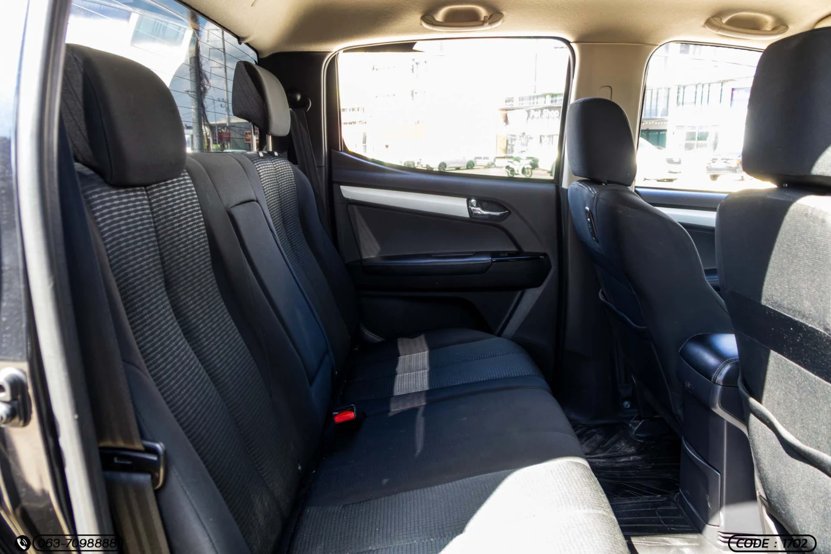 Isuzu D-MAX ALL NEW BLUE POWER CAB-4 HI-LANDER 1.9 DDI Z - ภาพย่อที่ 16
