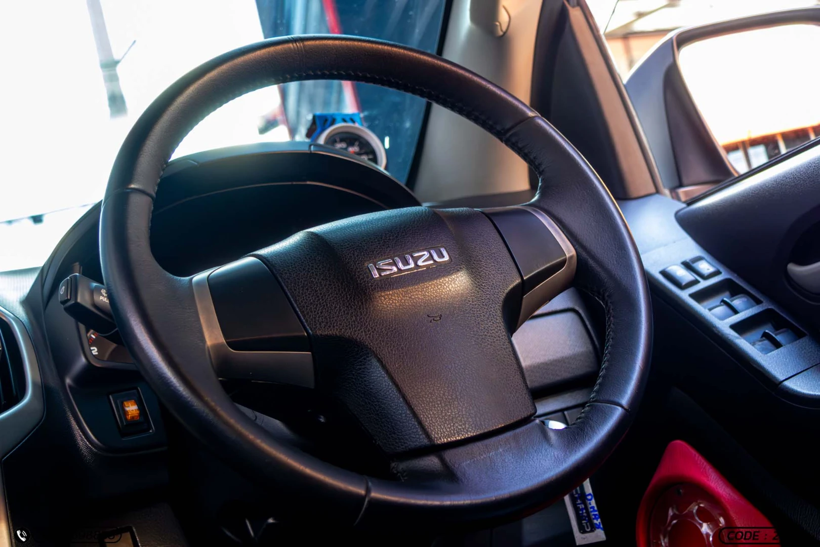 Isuzu D-MAX ALL NEW CAB-4 HI-LANDER 2.5 VGS Z - ภาพย่อที่ 17