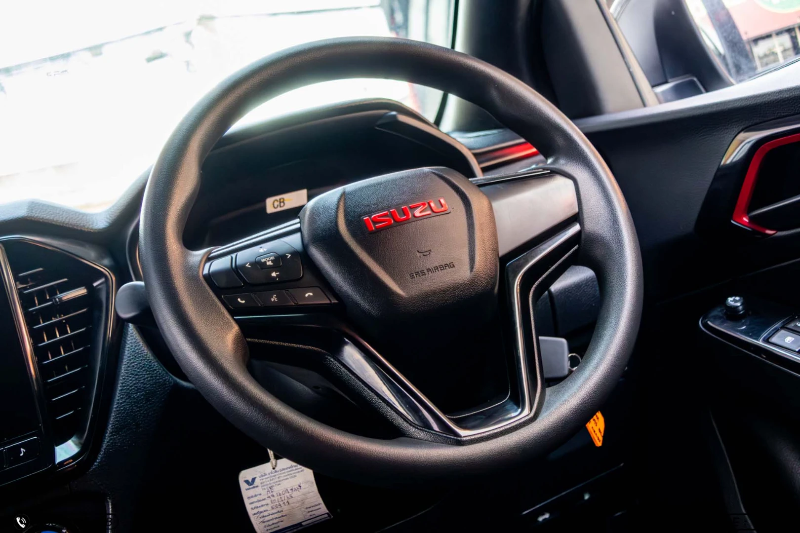 Isuzu D-MAX ALL NEW BLUE POWER CAB-4 1.9 DDI SPEED X-SERIES (MY22) - ภาพย่อที่ 17