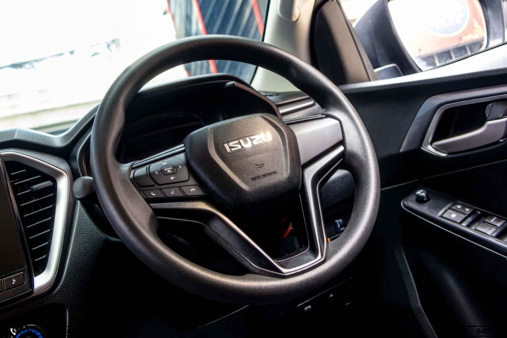 Isuzu D-MAX ALL NEW BLUE POWER CAB-4 HI-LANDER 1.9 DDI LDA (MY22) - ภาพย่อที่ 17