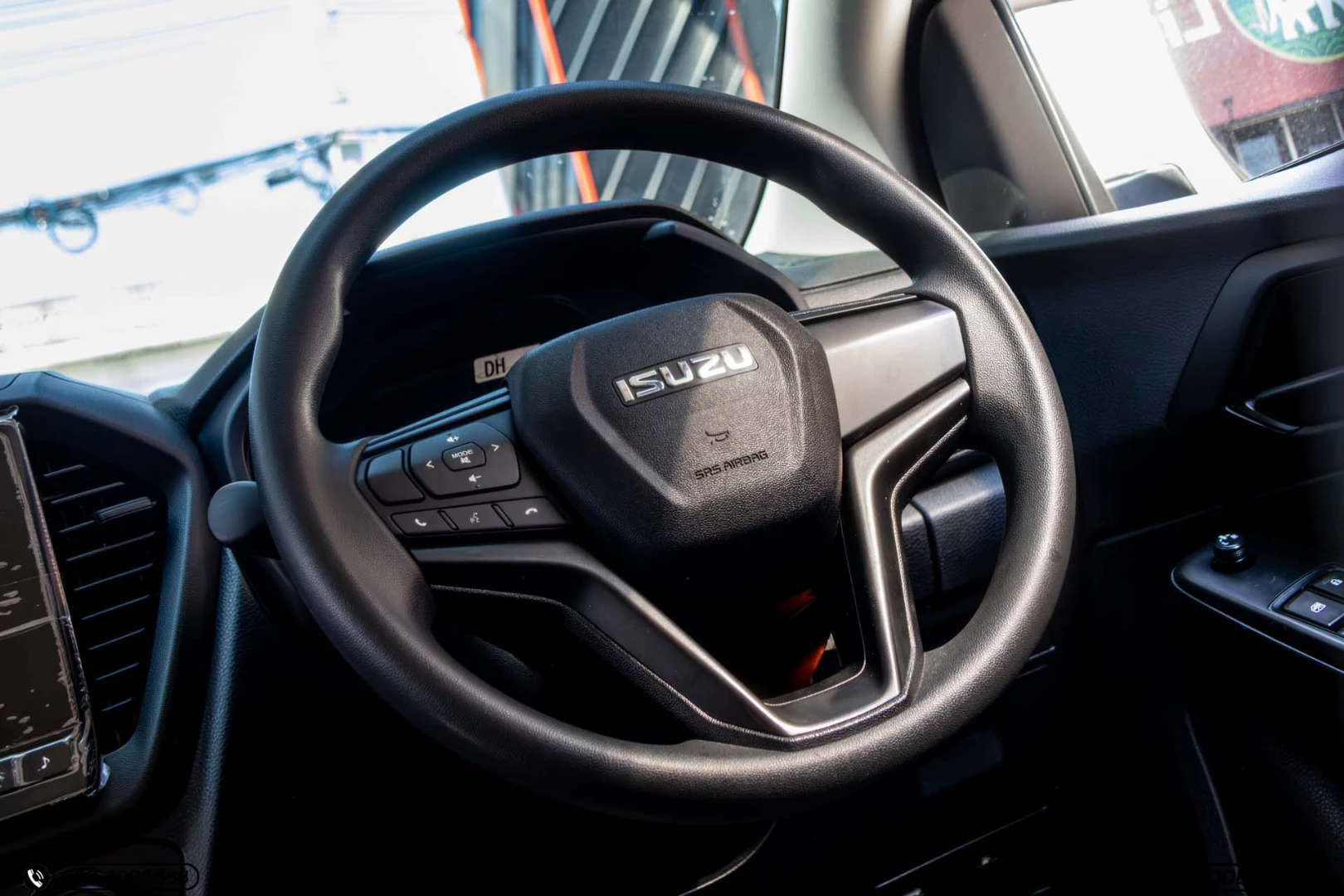 Isuzu D-MAX ALL NEW BLUE POWER CAB-4 1.9 DDI S DA (MY22) - ภาพย่อที่ 17