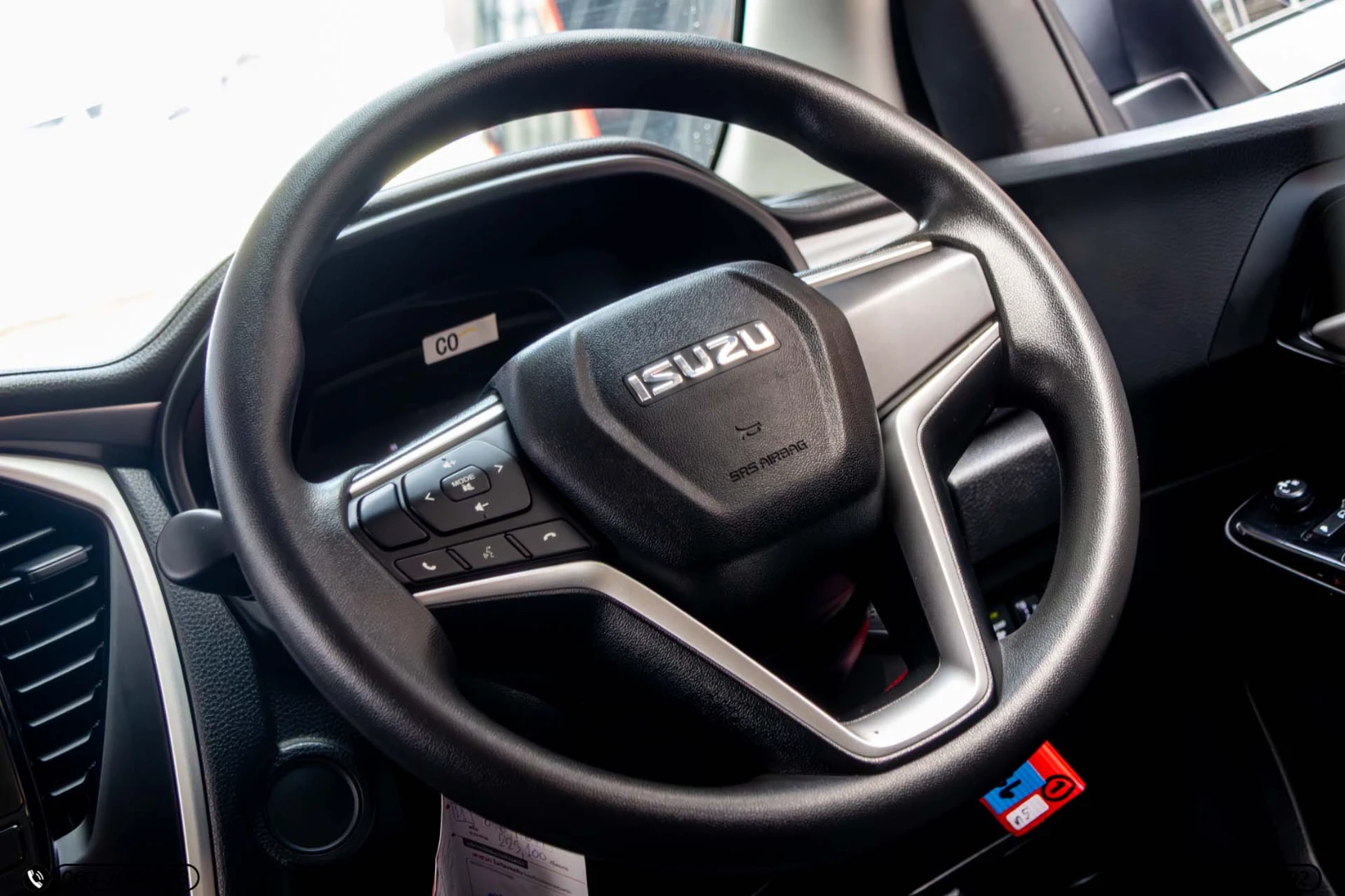 Isuzu MU-X 1.9 ACTIVE 2WD (MY22) - ภาพย่อที่ 18