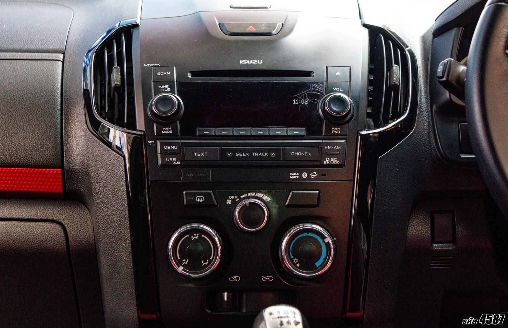 Isuzu D-MAX ALL NEW BLUE POWER SPACECAB 1.9 DDI Z SPEED X-SERIES (MNC) - ภาพย่อที่ 15