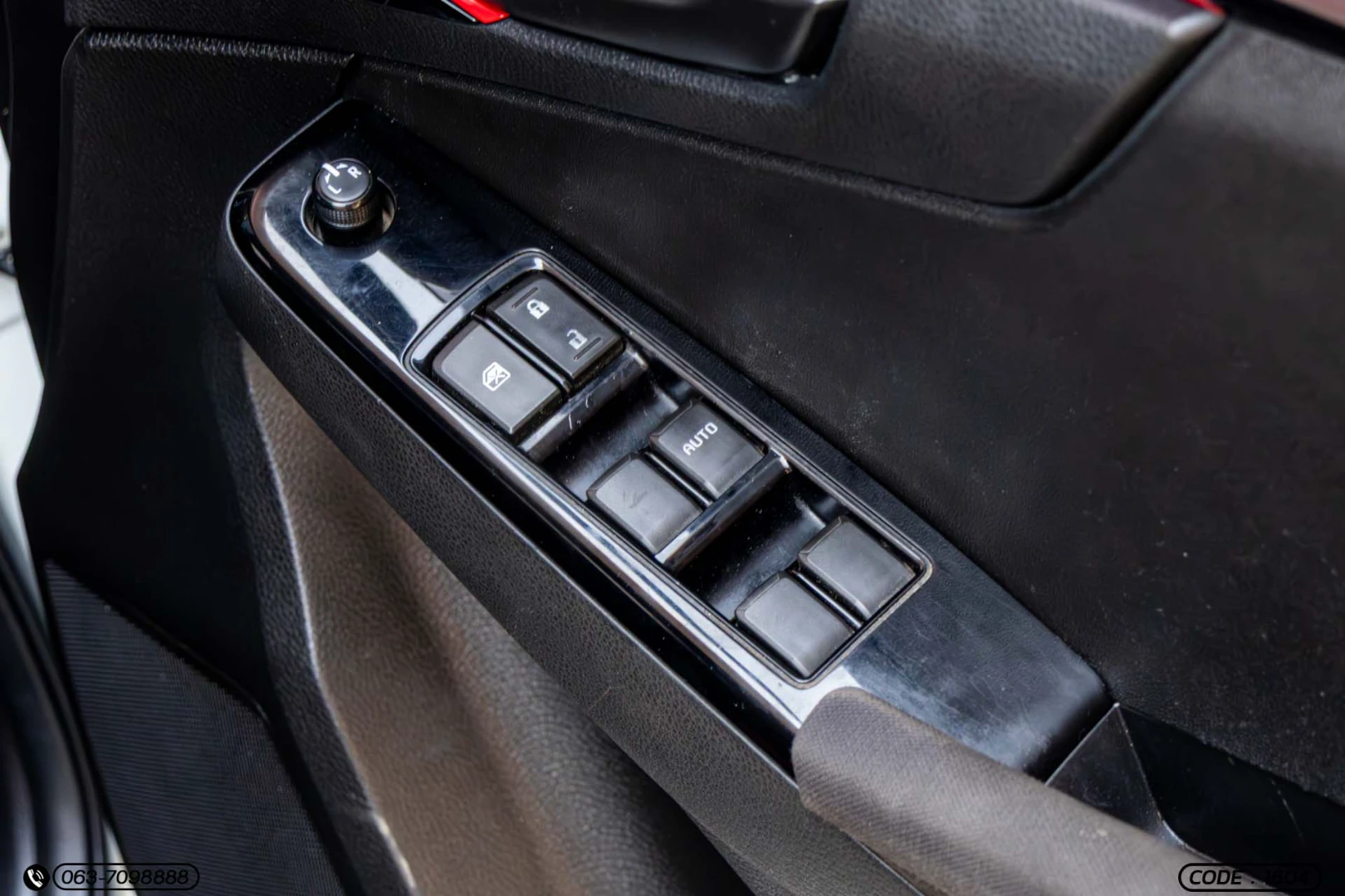 Isuzu D-MAX ALL NEW BLUE POWER CAB-4 1.9 DDI SPEED X-SERIES (MY22) - ภาพย่อที่ 22