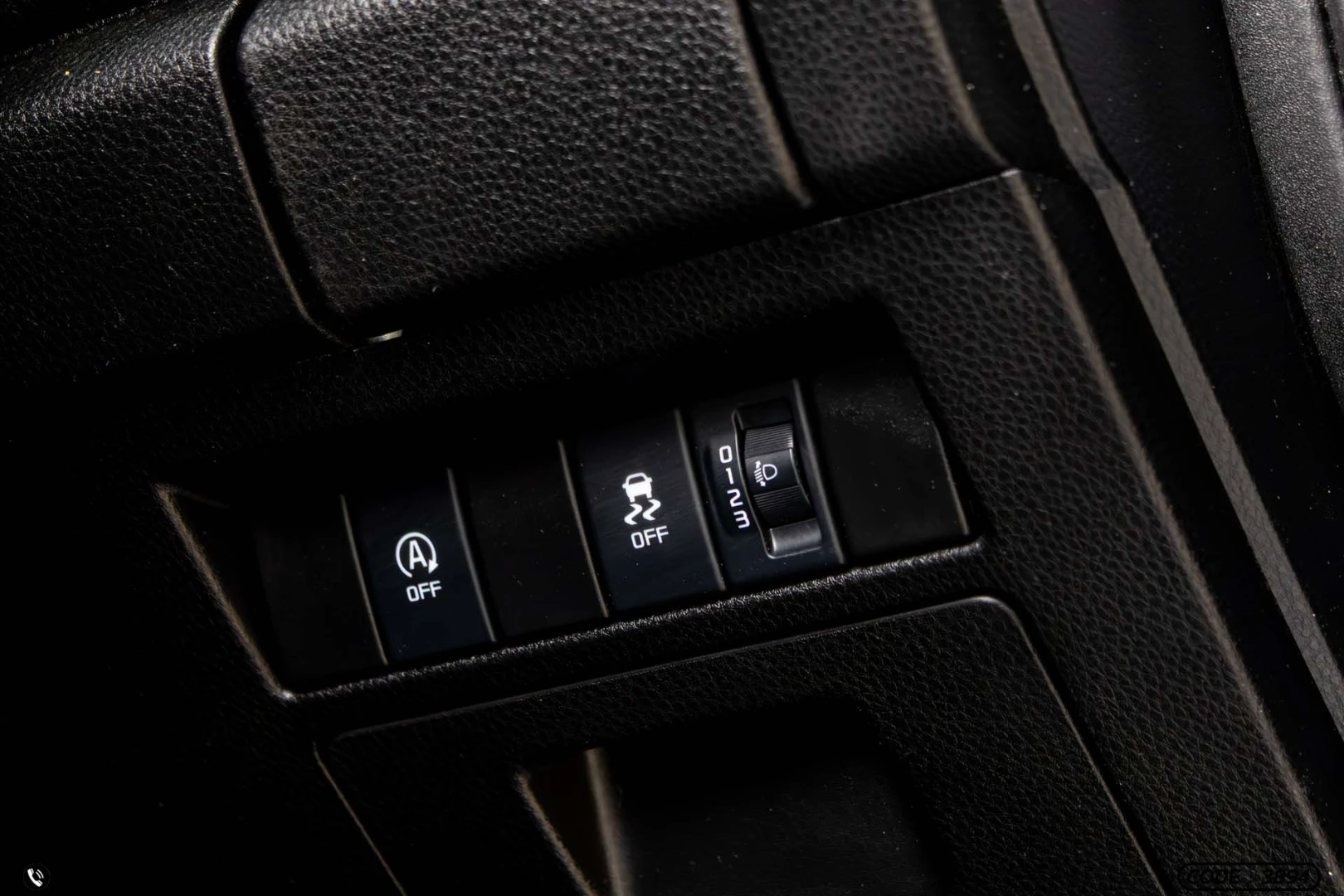 Isuzu D-MAX ALL NEW BLUE POWER CAB-4 HI-LANDER 1.9 DDI Z (MY22) - ภาพย่อที่ 22