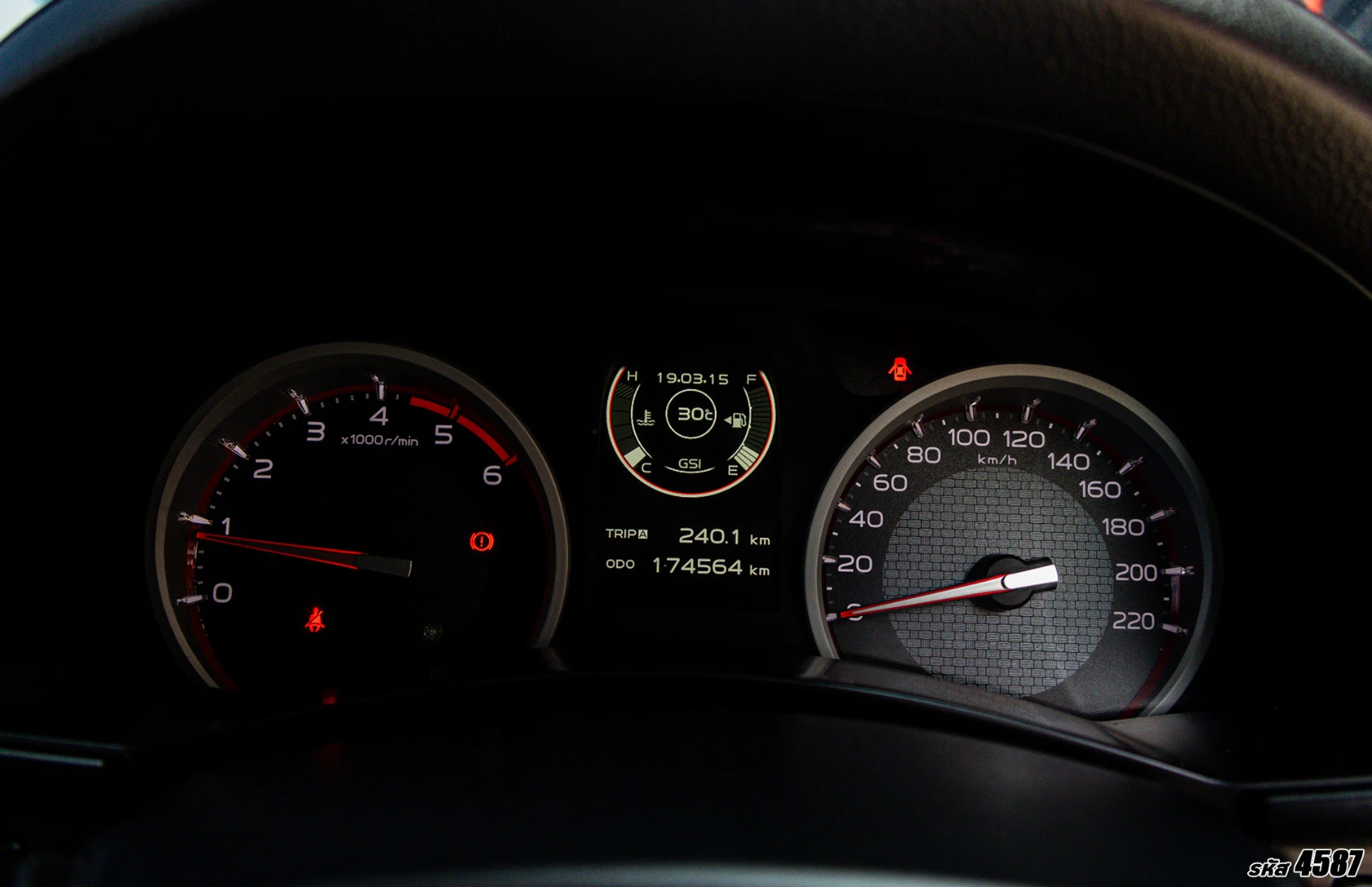 Isuzu D-MAX ALL NEW BLUE POWER SPACECAB 1.9 DDI Z SPEED X-SERIES (MNC) - ภาพย่อที่ 20