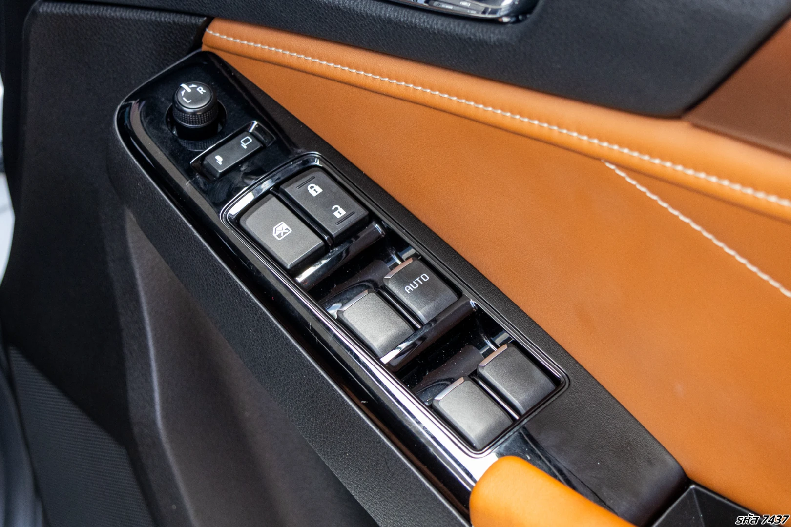 Isuzu MU-X 3.0 ULTIMATE 4WD - ภาพย่อที่ 25