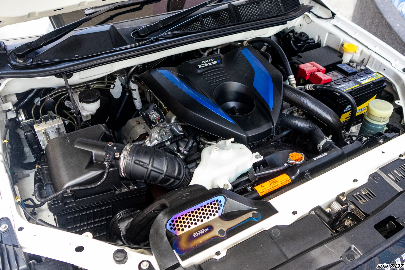 Isuzu MU-X 3.0 ULTIMATE 4WD - ภาพย่อที่ 29