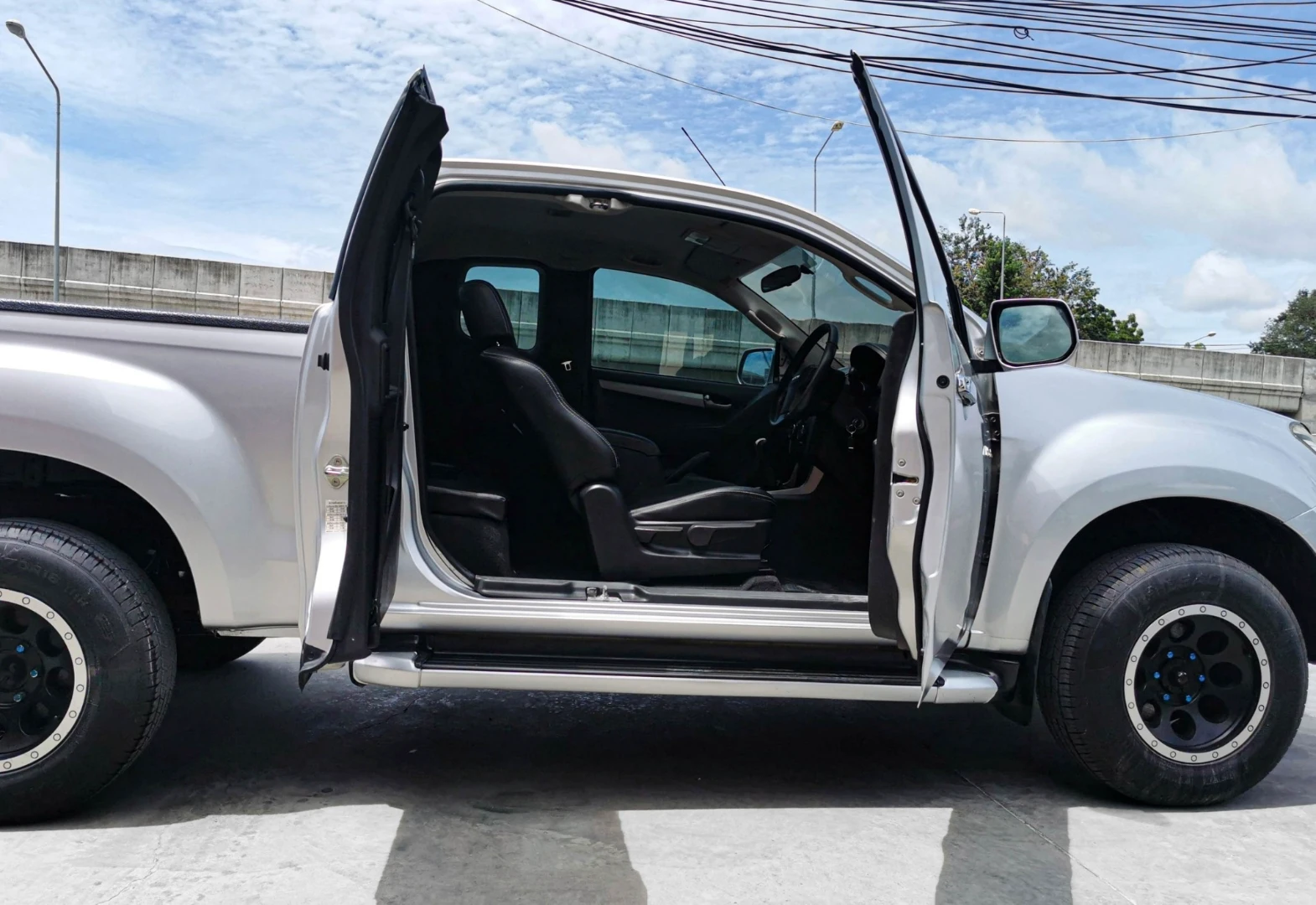 Isuzu D-MAX ALL NEW BLUE POWER SPACECAB HI-LANDER 2.5 VGS Z DVD - ภาพย่อที่ 4