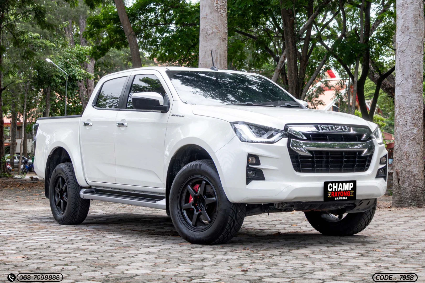 Isuzu D-MAX ALL NEW BLUE POWER CAB-4 HI-LANDER 1.9 DDI Z (MY21) - ภาพย่อที่ 3