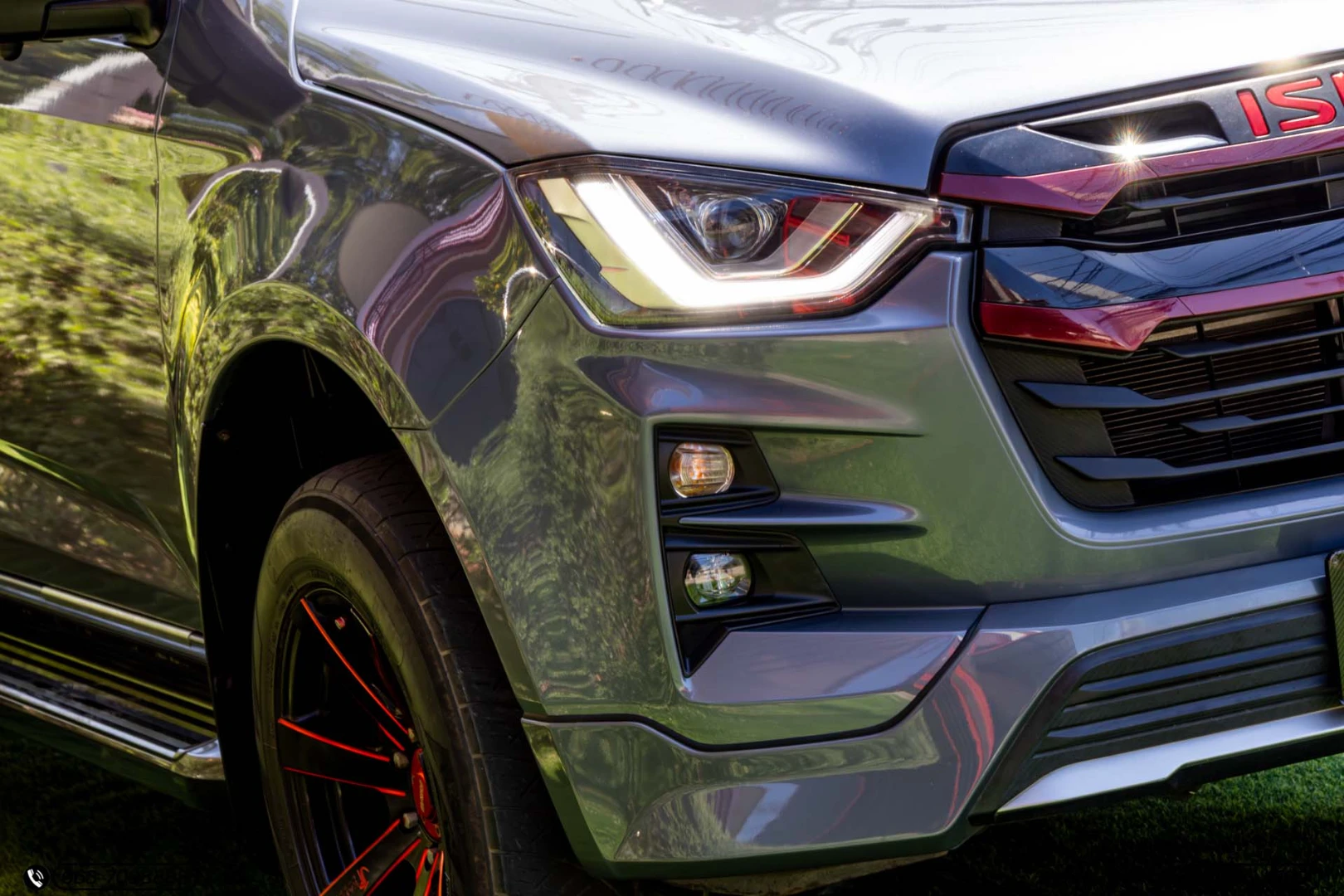 Isuzu D-MAX ALL NEW BLUE POWER CAB-4 HI-LANDER 1.9 DDI X-SERIES (MY22) - ภาพย่อที่ 4