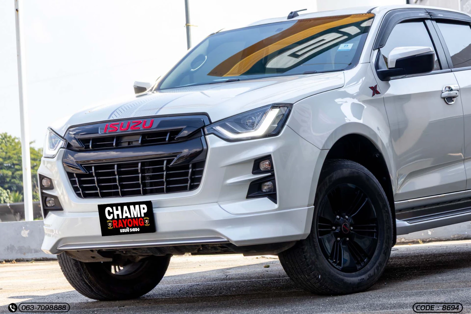 Isuzu D-MAX ALL NEW BLUE POWER CAB-4 HI-LANDER 1.9 DDI Z X-SERIES (MY19) - ภาพย่อที่ 4