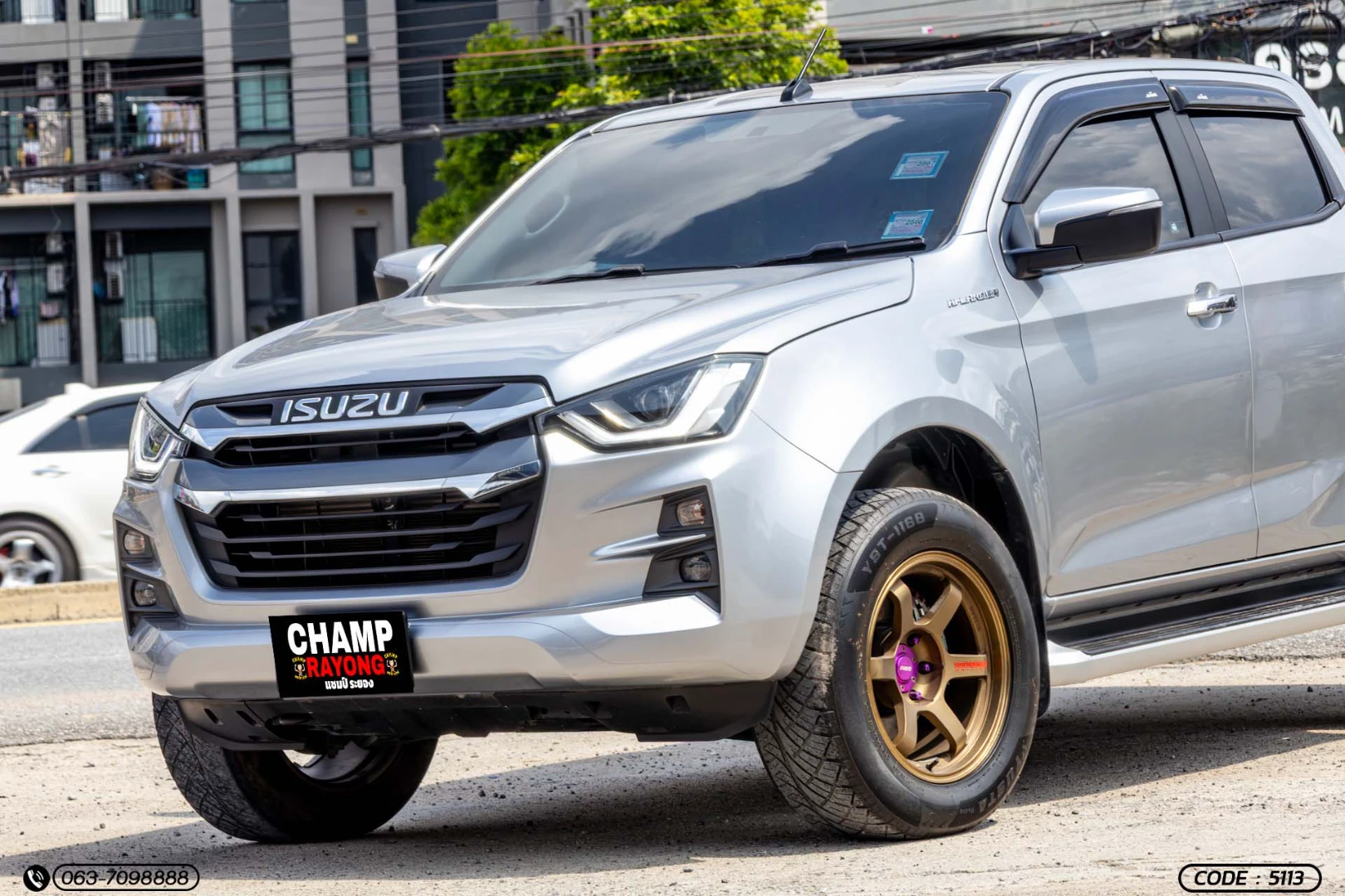 Isuzu D-MAX ALL NEW BLUE POWER CAB-4 HI-LANDER 1.9 DDI Z (MY22) - ภาพย่อที่ 4
