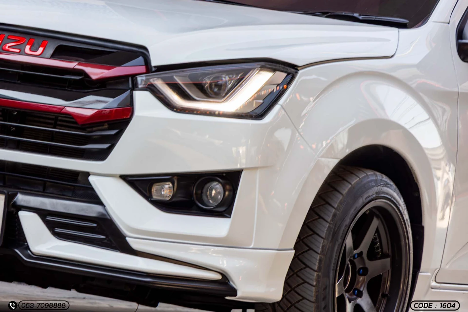 Isuzu D-MAX ALL NEW BLUE POWER CAB-4 1.9 DDI SPEED X-SERIES (MY22) - ภาพย่อที่ 5