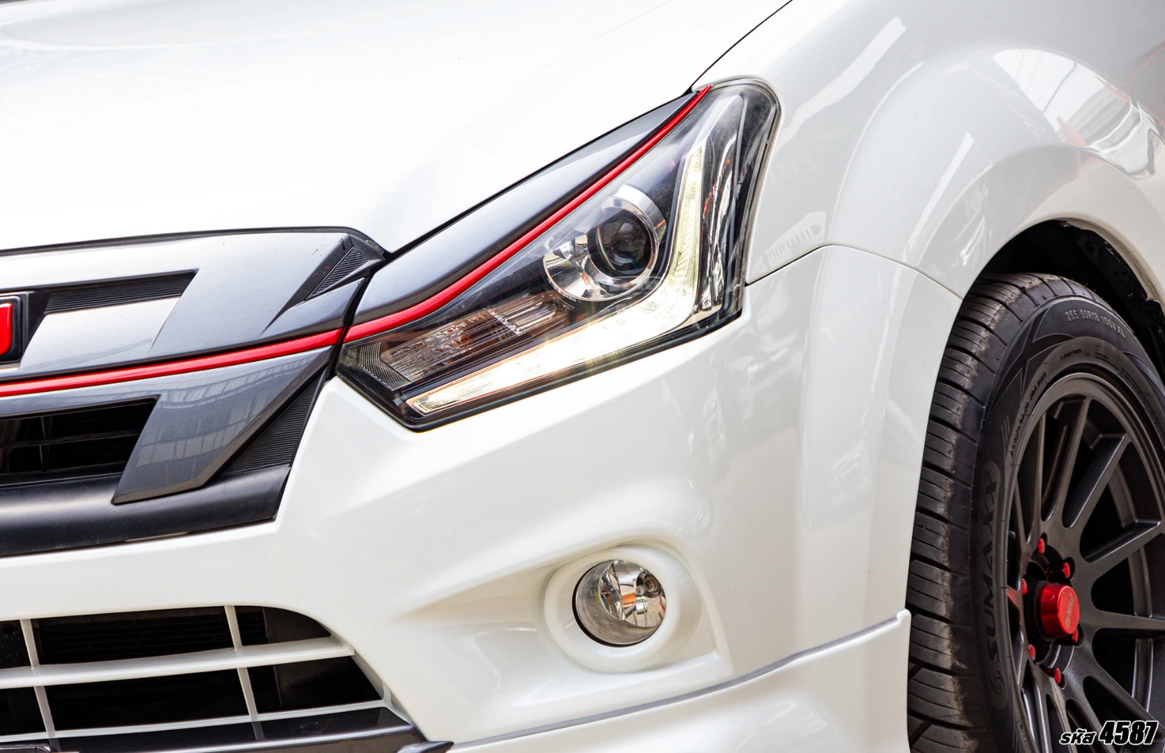 Isuzu D-MAX ALL NEW BLUE POWER SPACECAB 1.9 DDI Z SPEED X-SERIES (MNC) - ภาพย่อที่ 5