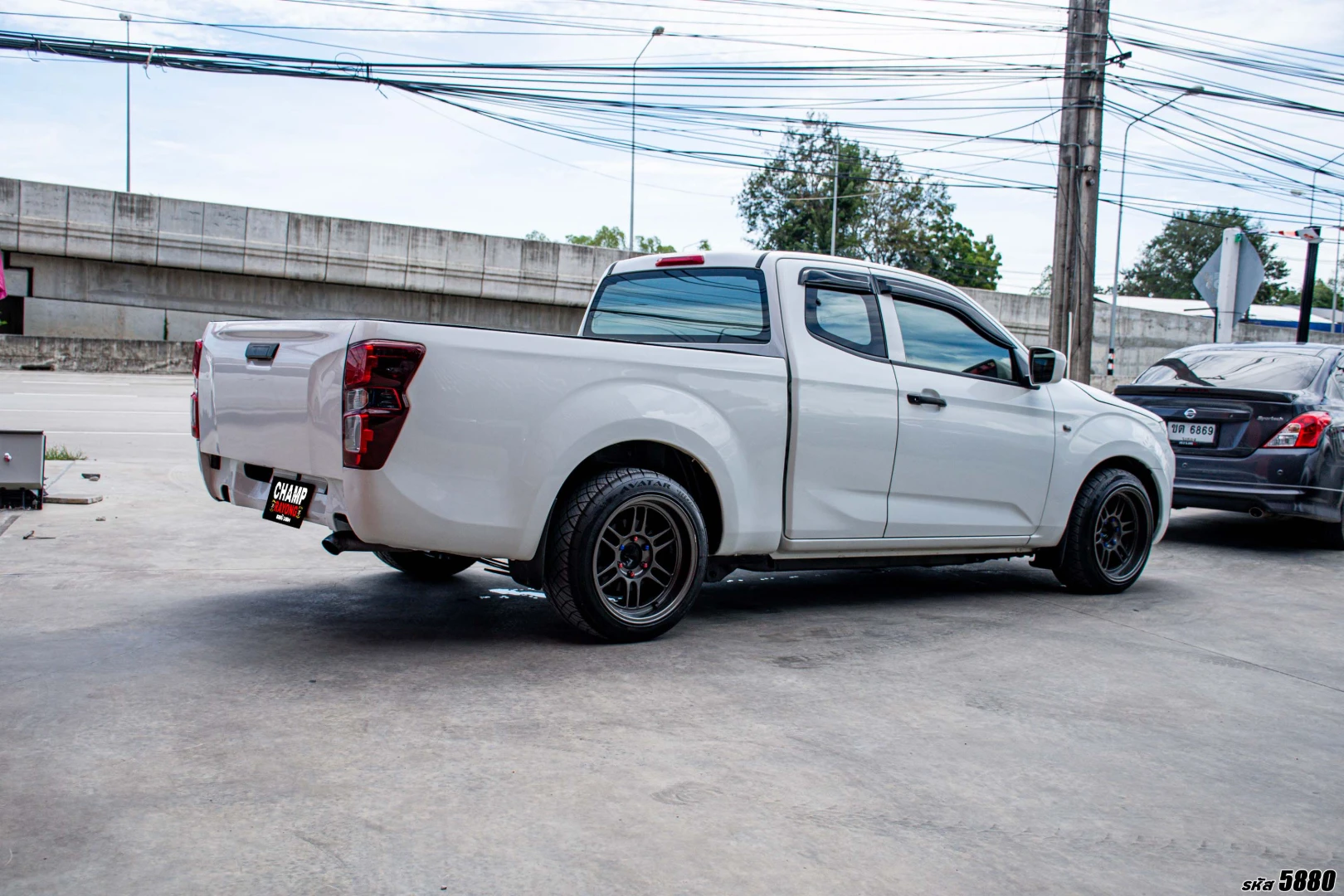 Isuzu D-MAX ALL NEW BLUE POWER SPACECAB 3.0 DDI S (MY19) - ภาพย่อที่ 6