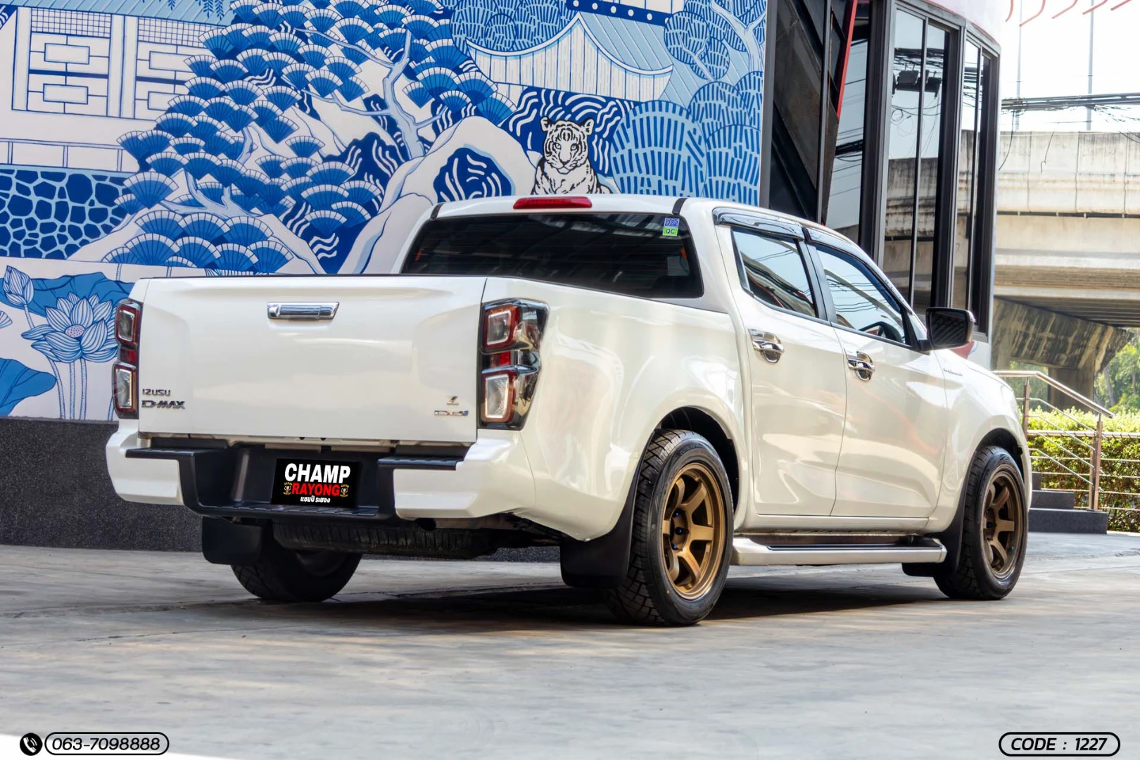 Isuzu D-MAX ALL NEW BLUE POWER CAB-4 HI-LANDER 1.9 DDI Z (MY22) - ภาพย่อที่ 7