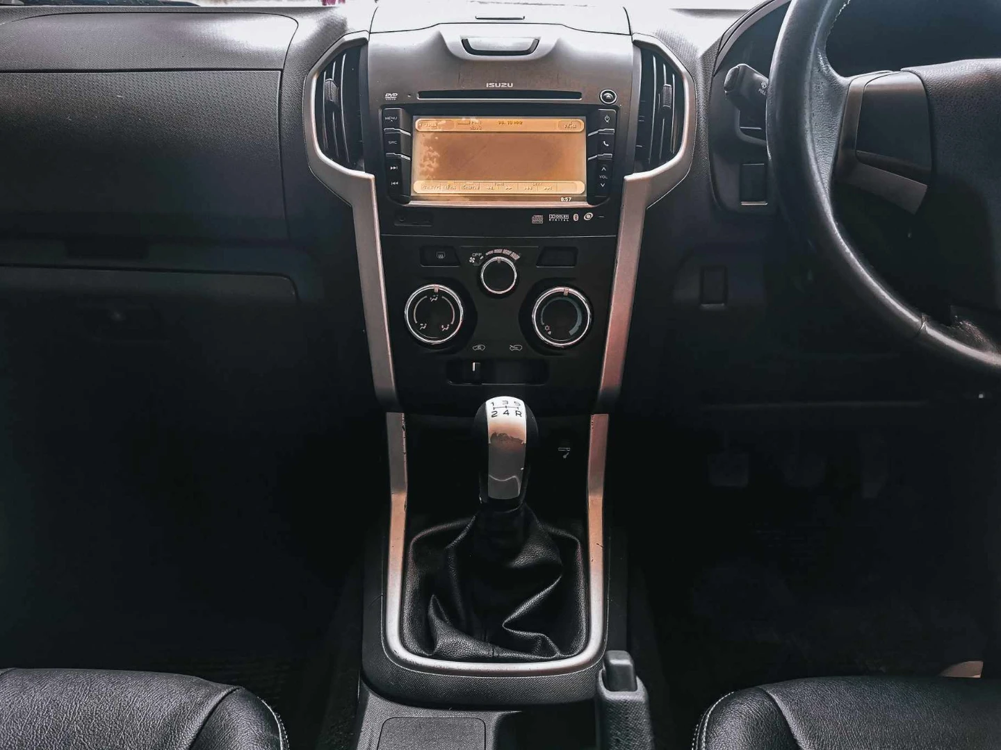 Isuzu D-MAX ALL NEW BLUE POWER SPACECAB HI-LANDER 2.5 VGS Z DVD - ภาพย่อที่ 9