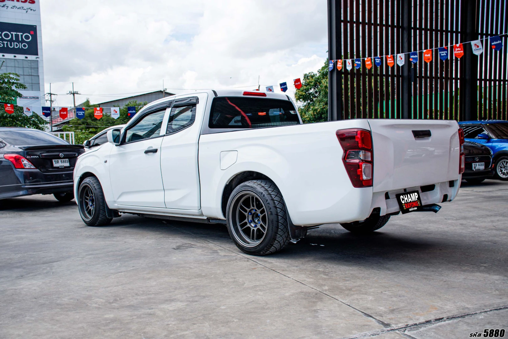 Isuzu D-MAX ALL NEW BLUE POWER SPACECAB 3.0 DDI S (MY19) - ภาพย่อที่ 8