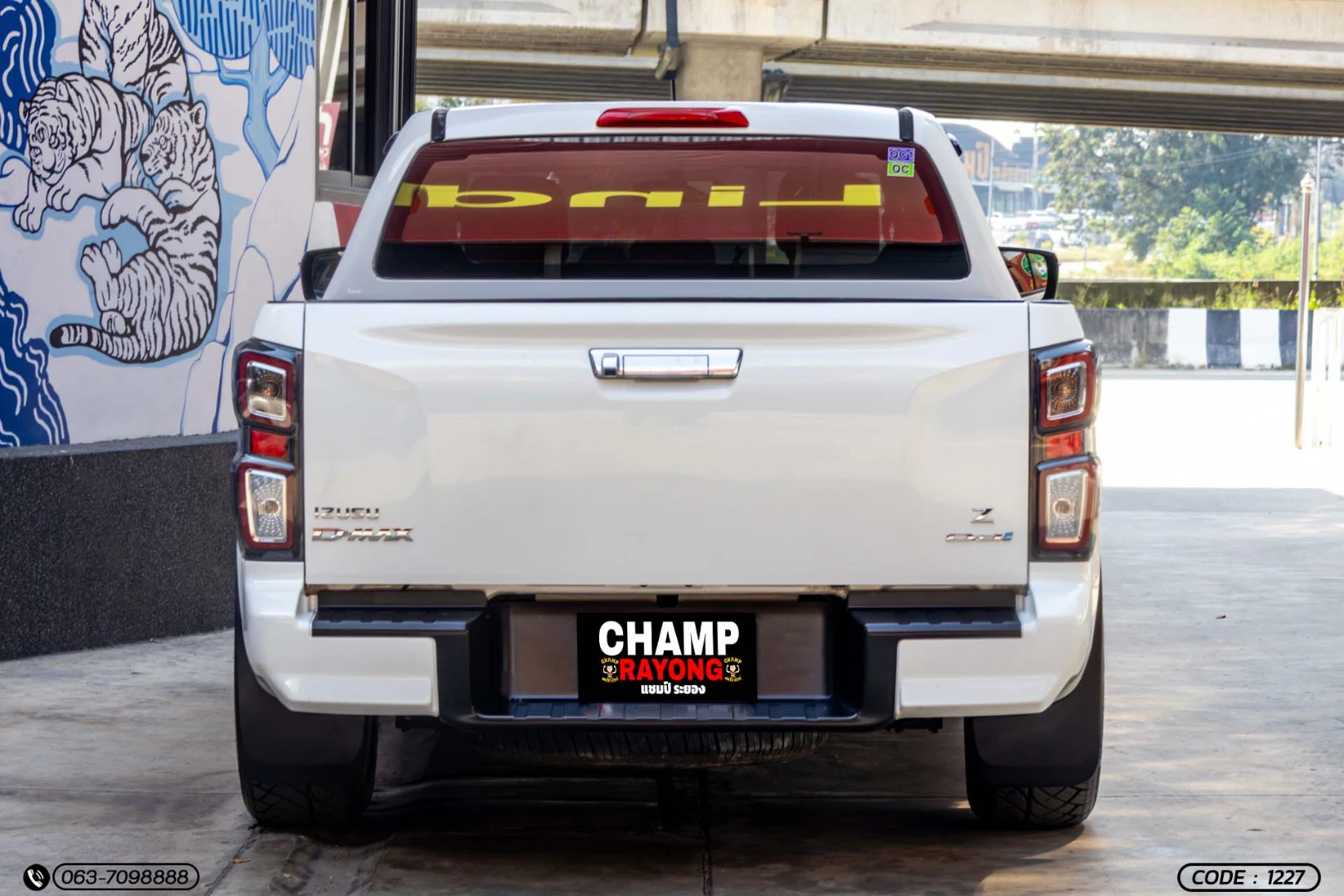 Isuzu D-MAX ALL NEW BLUE POWER CAB-4 HI-LANDER 1.9 DDI Z (MY22) - ภาพย่อที่ 8