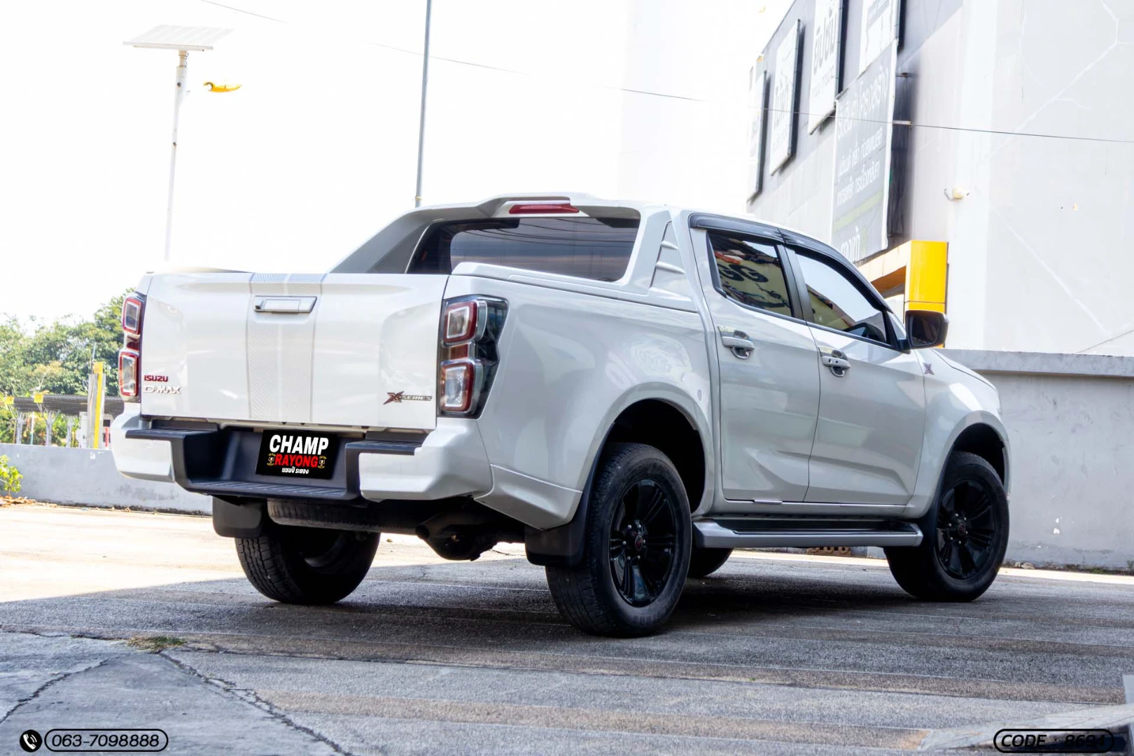 Isuzu D-MAX ALL NEW BLUE POWER CAB-4 HI-LANDER 1.9 DDI Z X-SERIES (MY19) - ภาพย่อที่ 8