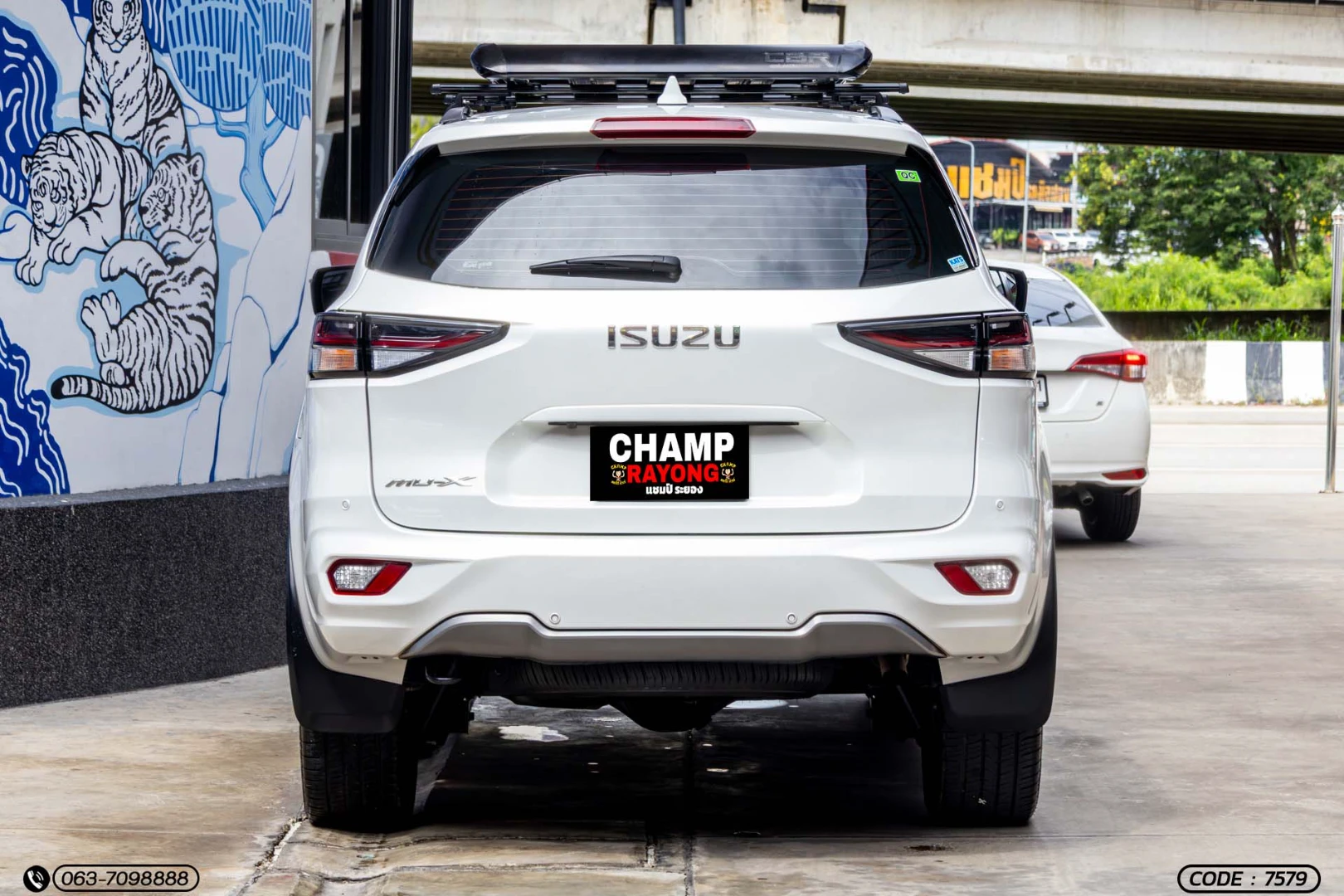 Isuzu MU-X 1.9 ULTIMATE 2WD - ภาพย่อที่ 8