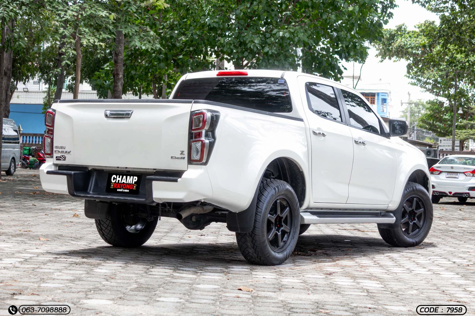 Isuzu D-MAX ALL NEW BLUE POWER CAB-4 HI-LANDER 1.9 DDI Z (MY21) - ภาพย่อที่ 8