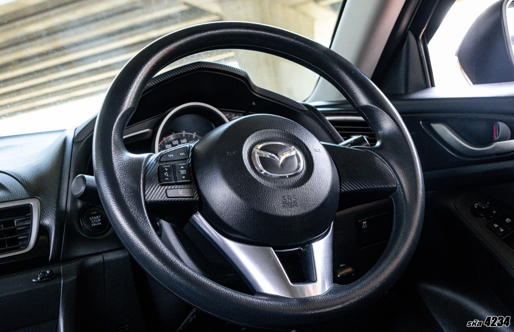 Mazda 3 2.0 C - ภาพย่อที่ 17