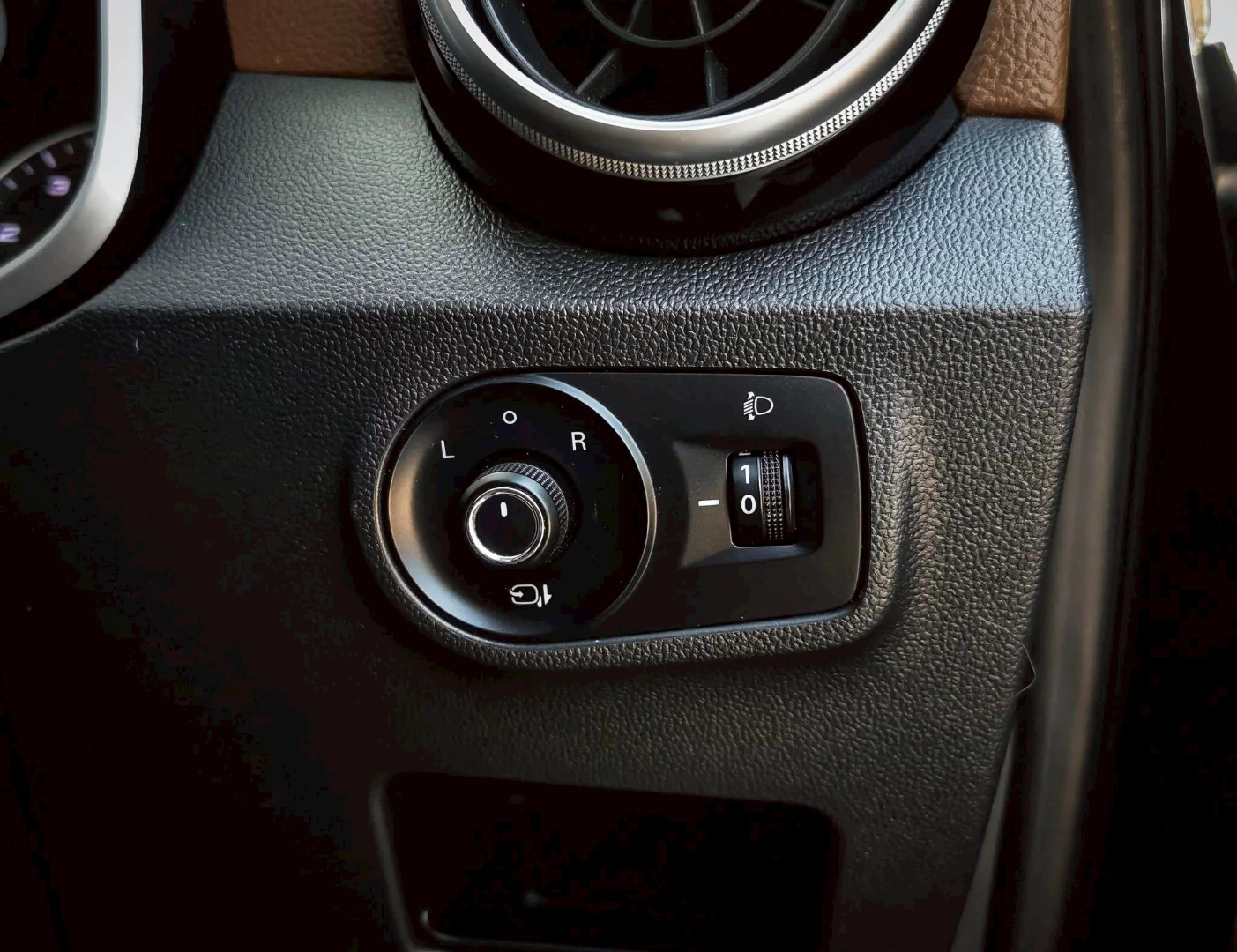 MG ZS 1.5 X - ภาพย่อที่ 13