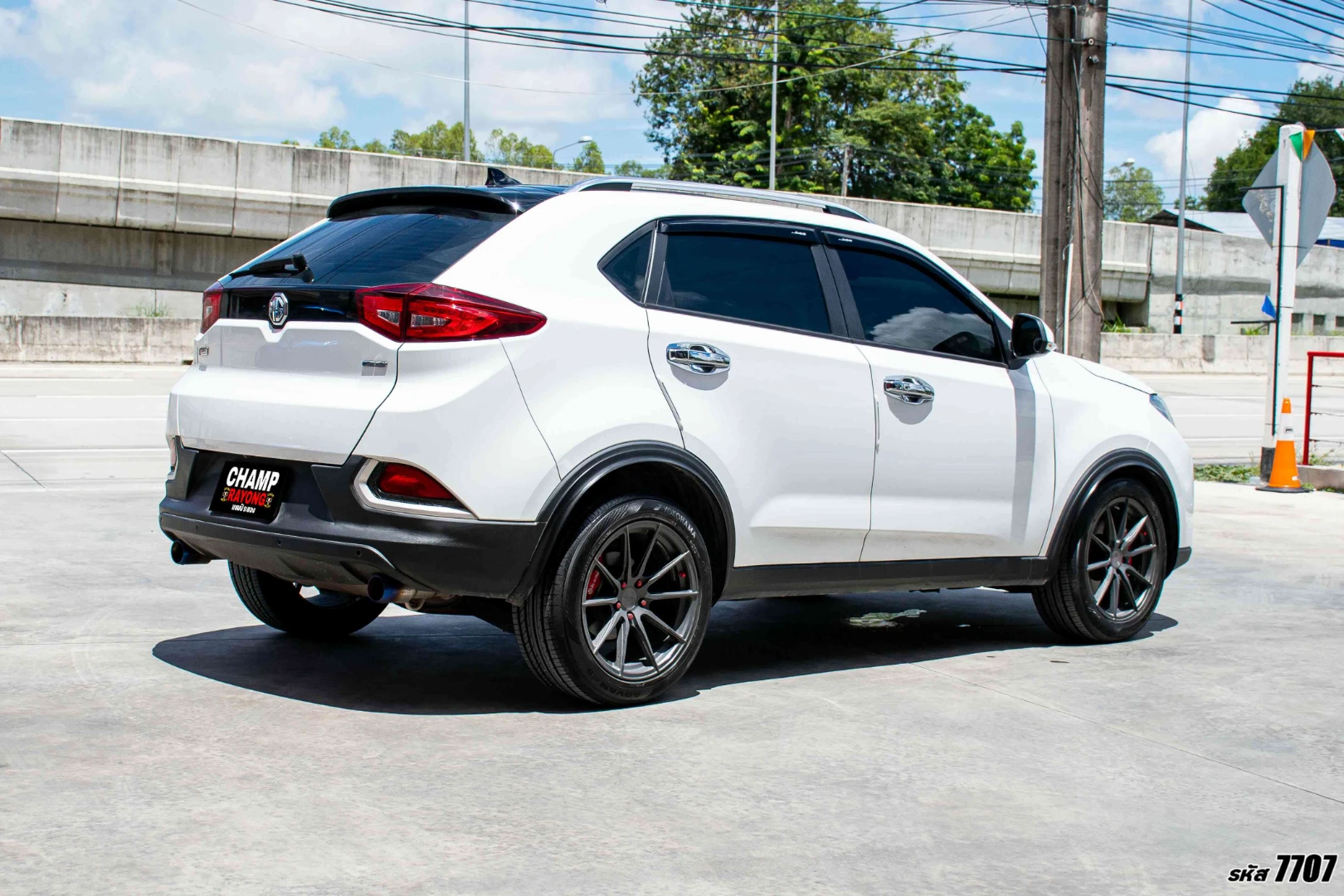 MG GS 1.5 TD 2WD (BLACK TOP) - ภาพย่อที่ 4
