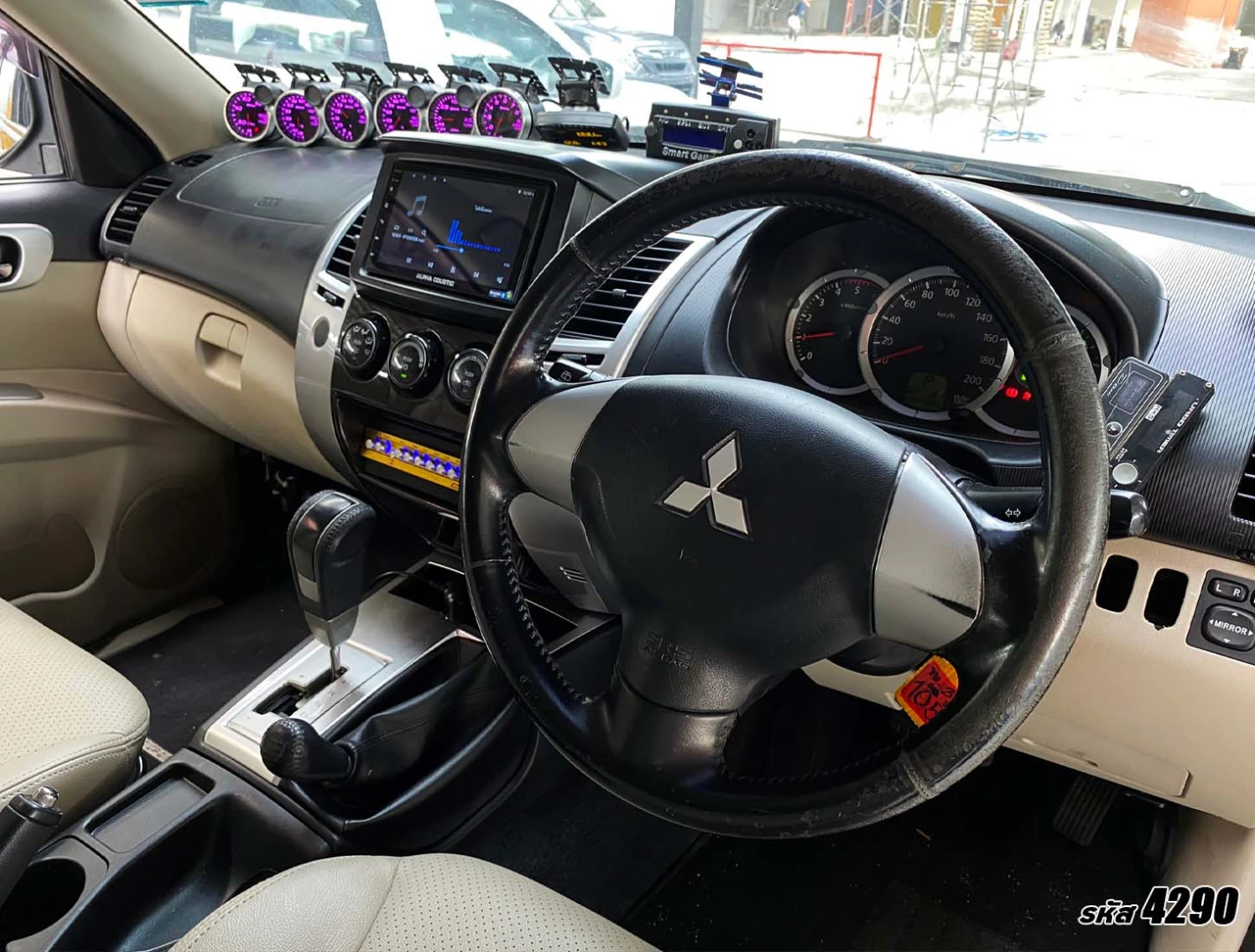 Mitsubishi PAJERO SPORT 3.2 GT - ภาพย่อที่ 7