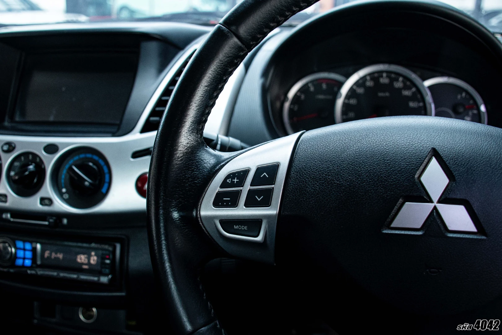 Mitsubishi TRITON CAB 2.5 GLS PLUS VG TURBO (ABS/AIRBAG/DVD/CD/MP3) (MNC) (MY10) - ภาพย่อที่ 11