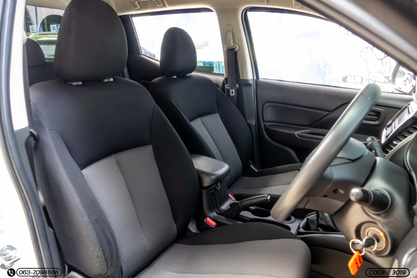 Mitsubishi TRITON ALL NEW DOUBLE CAB 2.5 GLX RALLIART (MY20) - ภาพย่อที่ 13