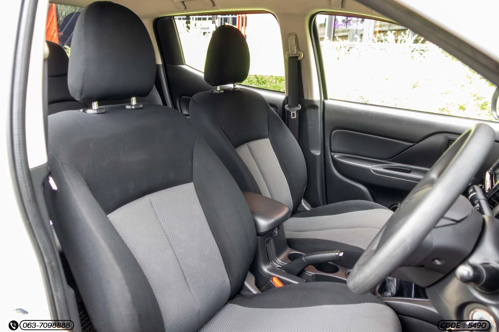 Mitsubishi TRITON ALL NEW DOUBLE CAB 2.5 GLX (MY20) - ภาพย่อที่ 13
