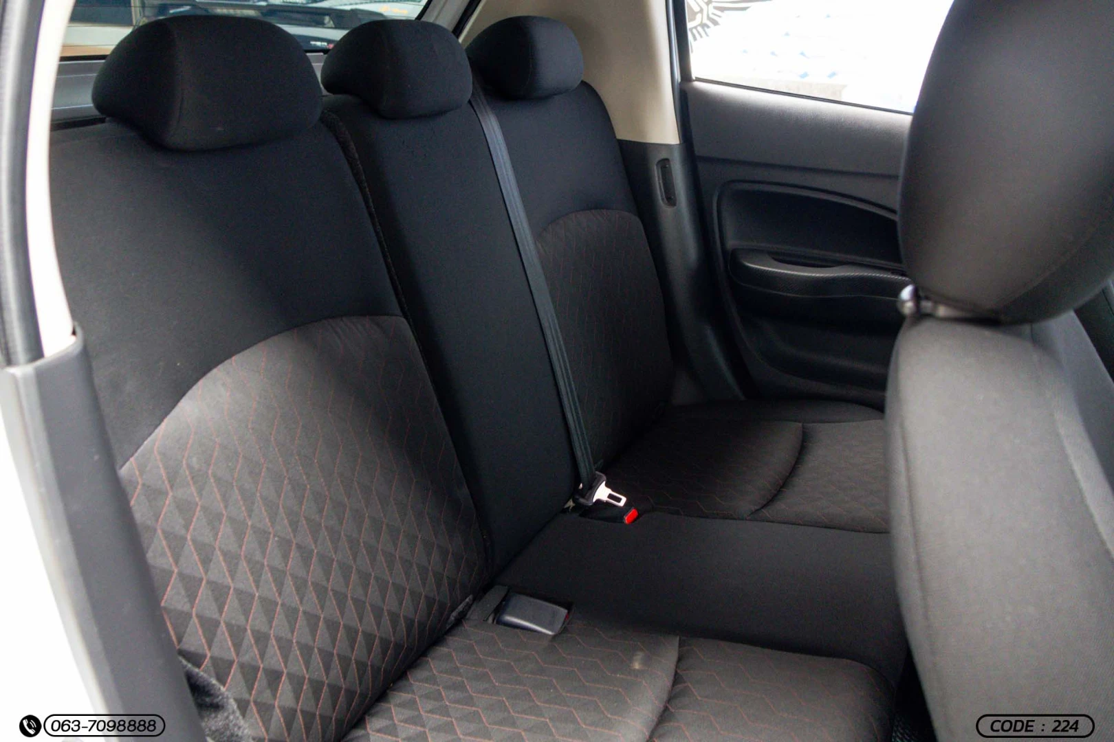 Mitsubishi MIRAGE 1.2 GLX DYNAMIC SHIELD (MY19) - ภาพย่อที่ 14