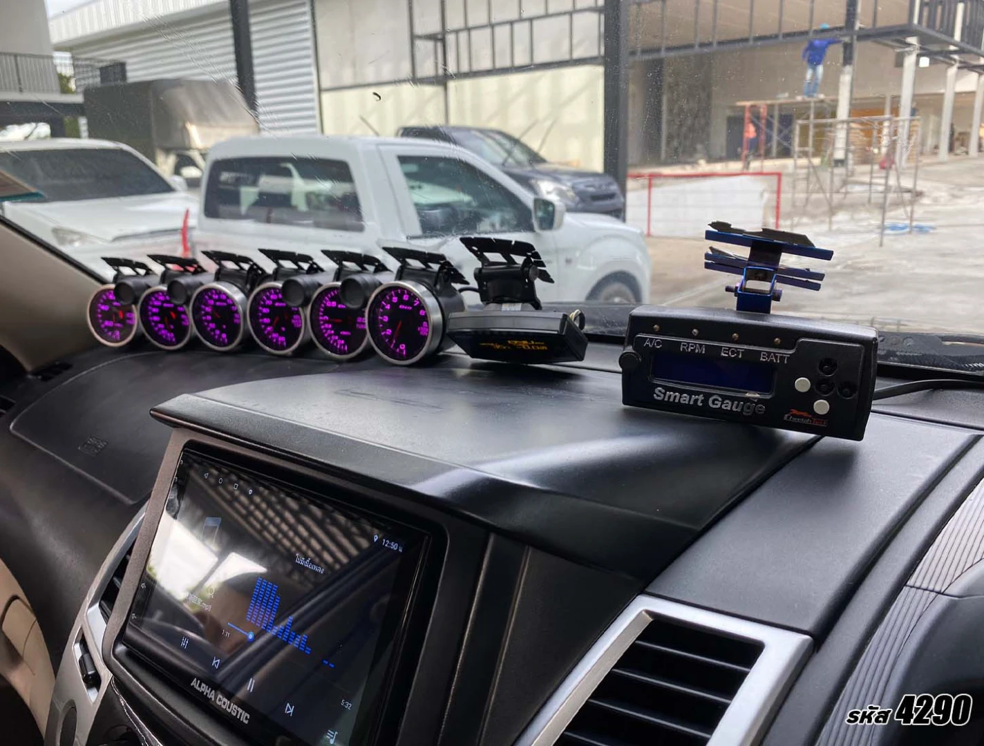 Mitsubishi PAJERO SPORT 3.2 GT - ภาพย่อที่ 12