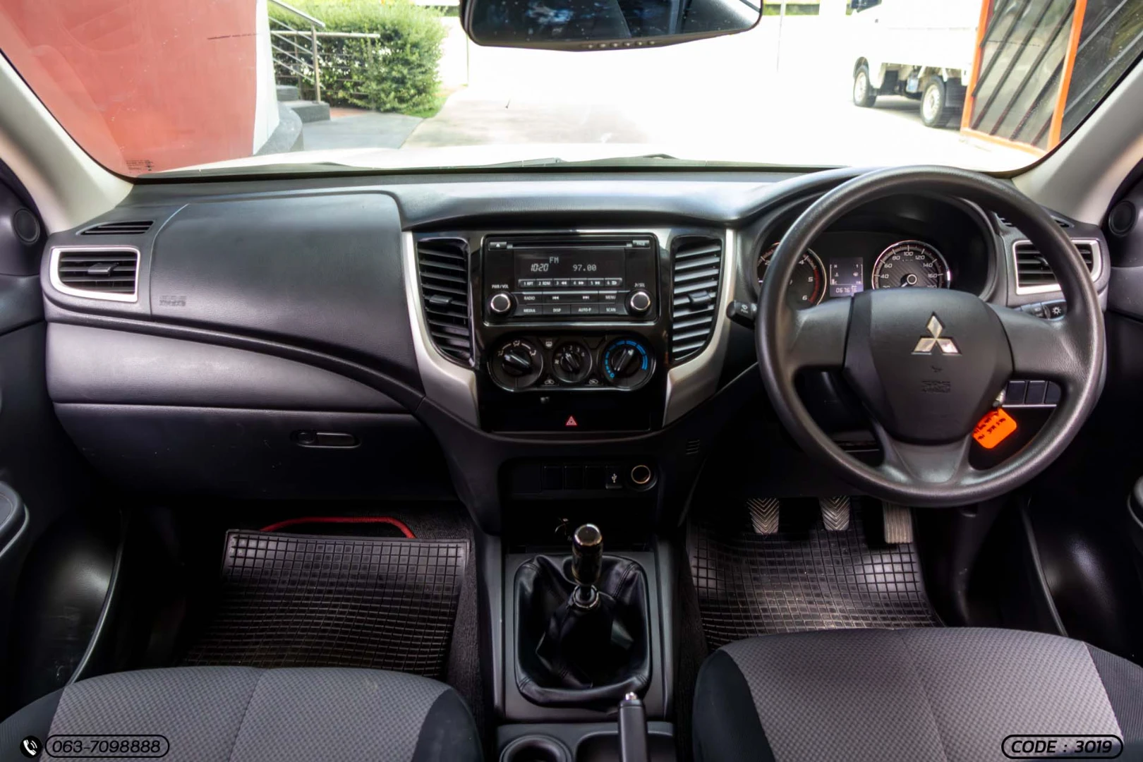 Mitsubishi TRITON ALL NEW DOUBLE CAB 2.5 GLX RALLIART (MY20) - ภาพย่อที่ 15