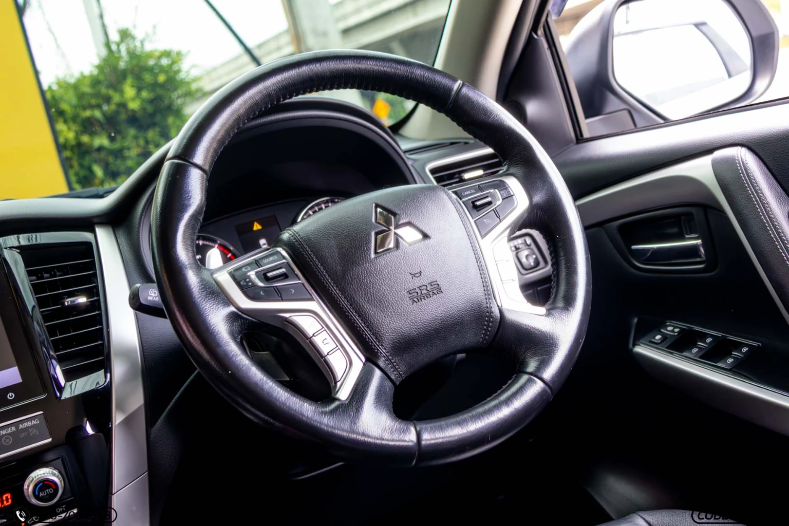 Mitsubishi PAJERO SPORT 2.4 GT PREMIUM 2WD (MY20) - ภาพย่อที่ 18