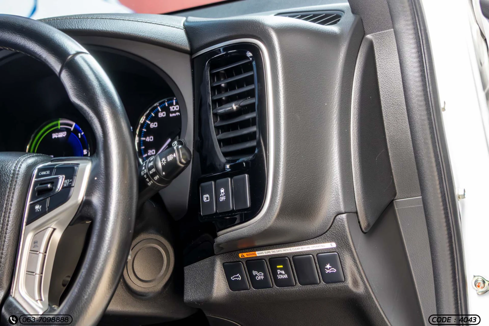 Mitsubishi OUTLANDER 2.4 PHEV GT PREMIUM - ภาพย่อที่ 21