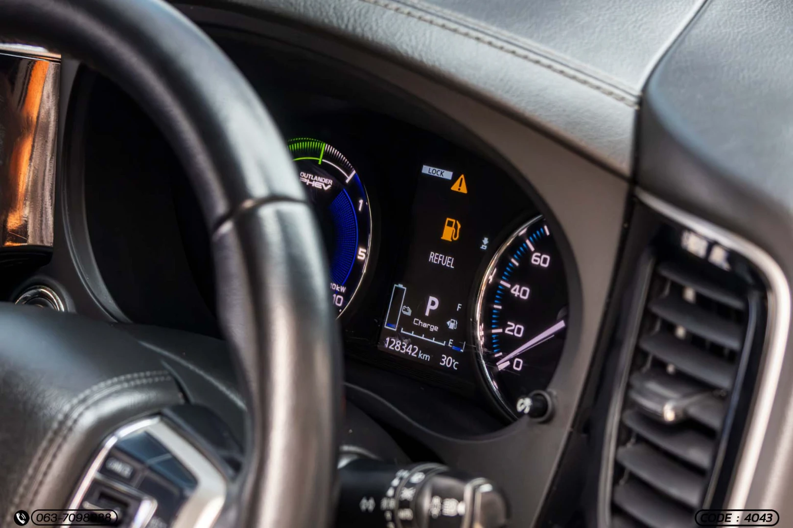 Mitsubishi OUTLANDER 2.4 PHEV GT PREMIUM - ภาพย่อที่ 26