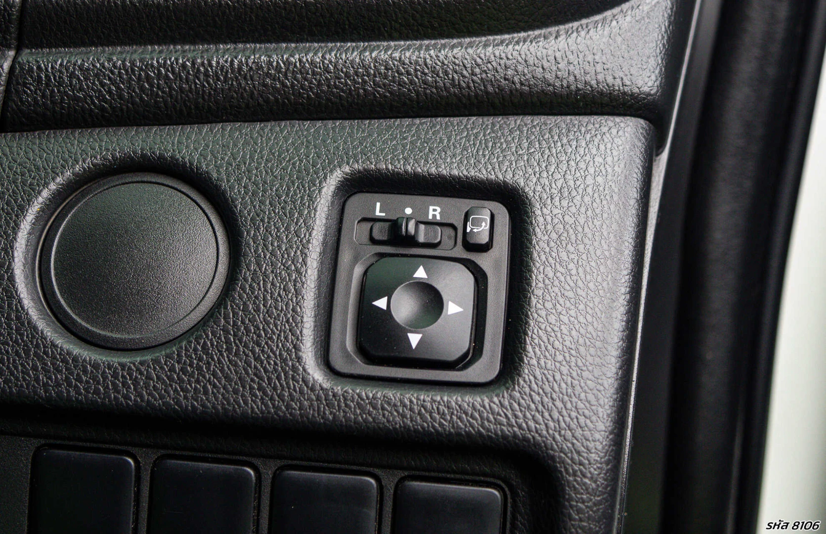 Mitsubishi TRITON ALL NEW MEGA CAB 2.5 GLX RALLIART (MY20) - ภาพย่อที่ 23