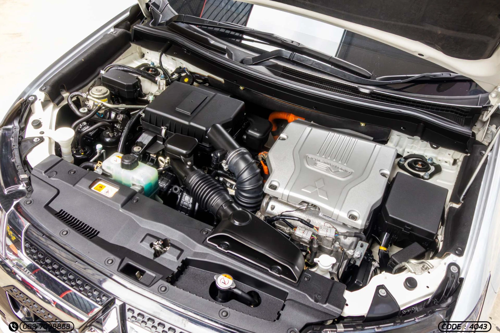 Mitsubishi OUTLANDER 2.4 PHEV GT PREMIUM - ภาพย่อที่ 28