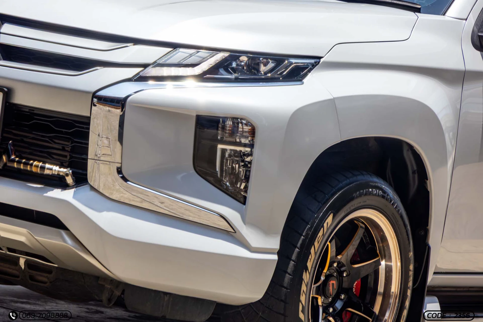 Mitsubishi TRITON ALL NEW DOUBLE CAB 2.4 GLS PLUS (MY19) - ภาพย่อที่ 6